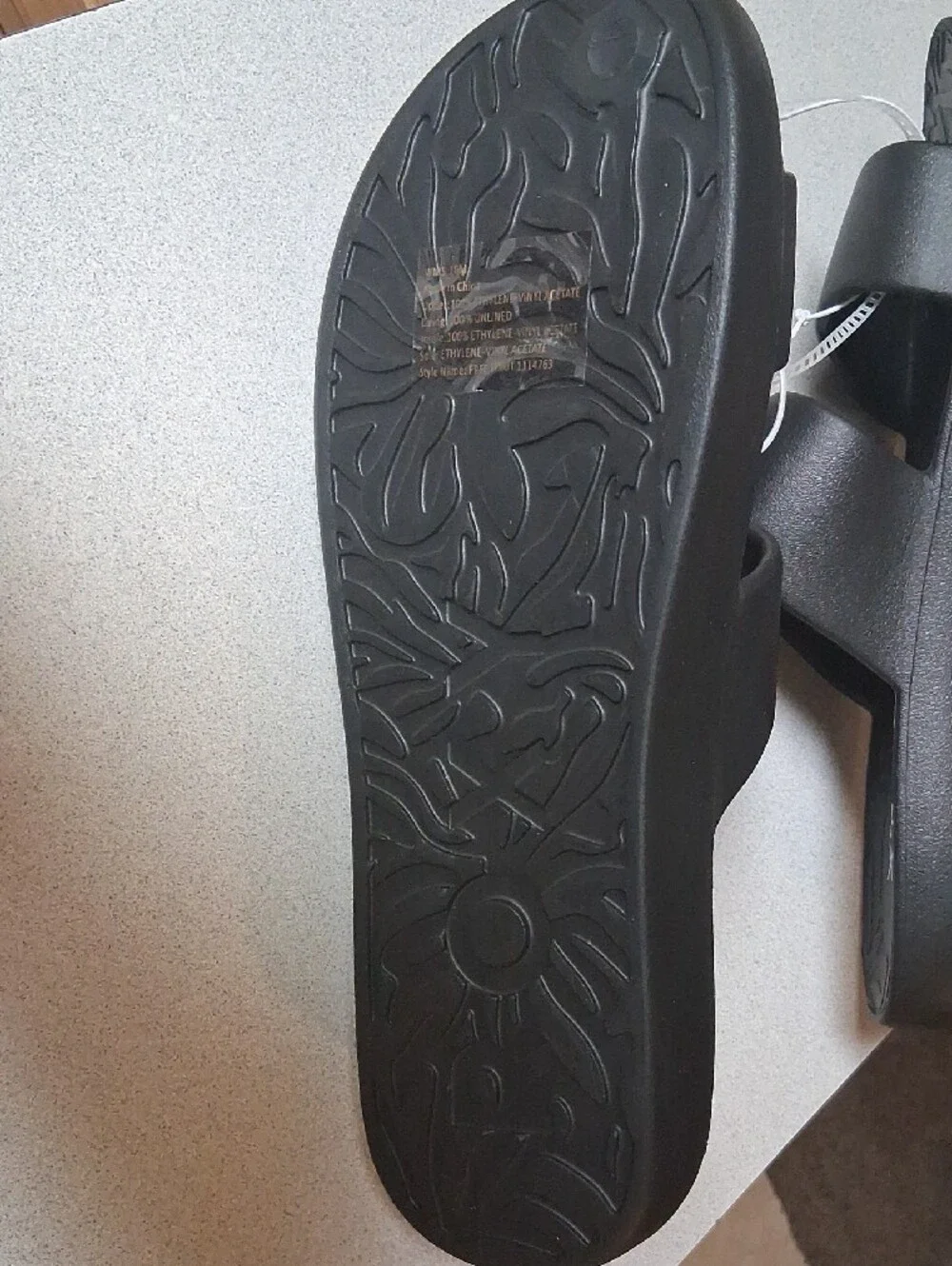 BNWT WOMENS ROXY FREE SPIRIT SANDALS SIZE 10